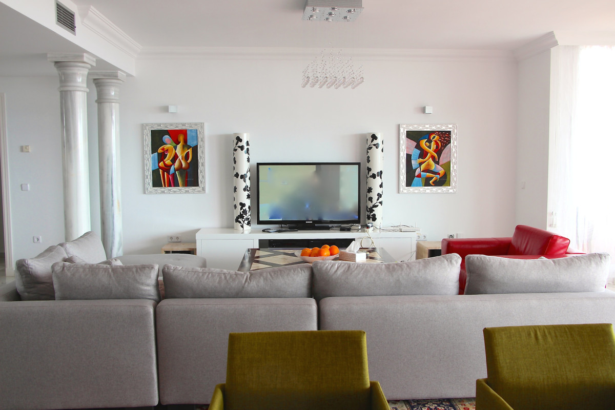 Appartamento a Nueva Andalucia, Malaga, Spagna 3 camere da letto, 202 mq. N° 55342