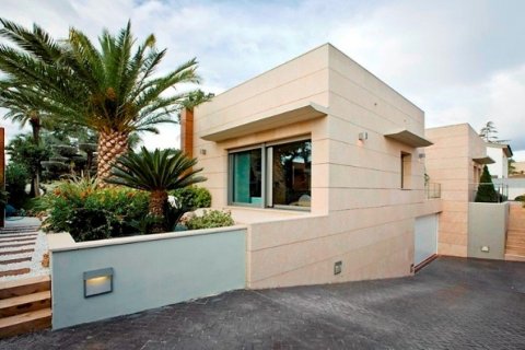 Villa for sale in L'Eliana, Valencia, Spain 6 bedrooms, 850 sq.m. No. 53883 - photo 26