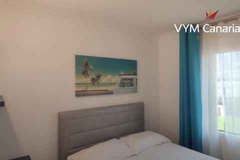 Villa for sale in Torviscas, Tenerife, Spain 6 bedrooms, 200 sq.m. No. 54888 - photo 24