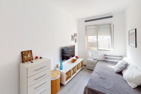 Apartment for sale in San Fernando, Gran Canaria, Spain 3 bedrooms, 80 sq.m. No. 55172 - photo 7