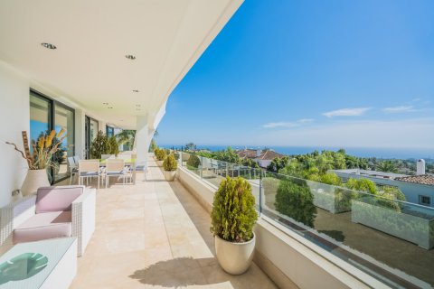 Penthouse for sale in Marbella, Malaga, Spain 5 bedrooms, 1102 sq.m. No. 55420 - photo 9