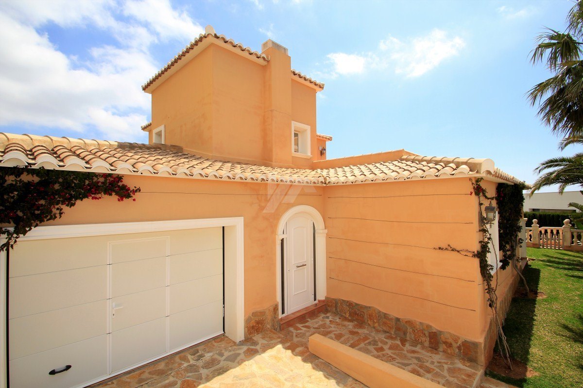 Villa in Benitachell, Alicante, Spain 3 bedrooms, 138 sq.m. No. 54451