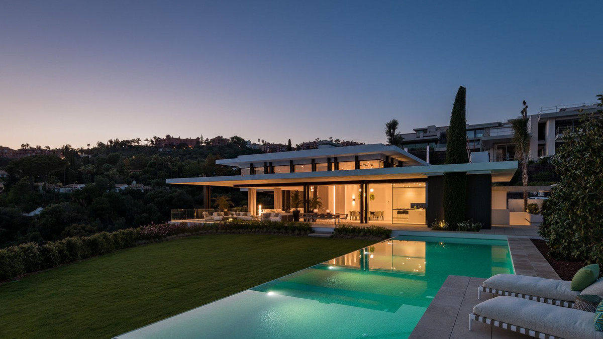 Villa in La Quinta, Malaga, Spanien 6 Schlafzimmer, 976 m2 Nr. 55436