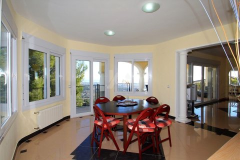 Villa for sale in Calpe, Alicante, Spain 3 bedrooms, 179 sq.m. No. 54460 - photo 5