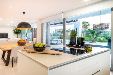 Villa for sale in Marbella, Malaga, Spain 4 bedrooms, 422 sq.m. No. 55350 - photo 9