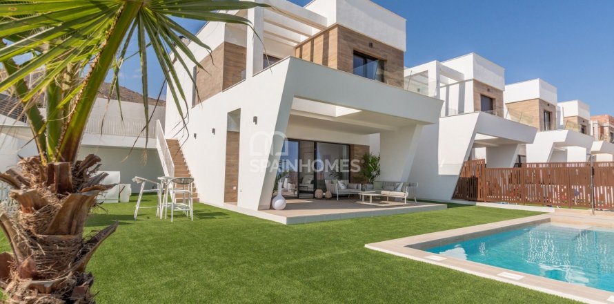 Villa in Finestrat, Alicante, Spain 4 bedrooms, 148 sq.m. No. 48751