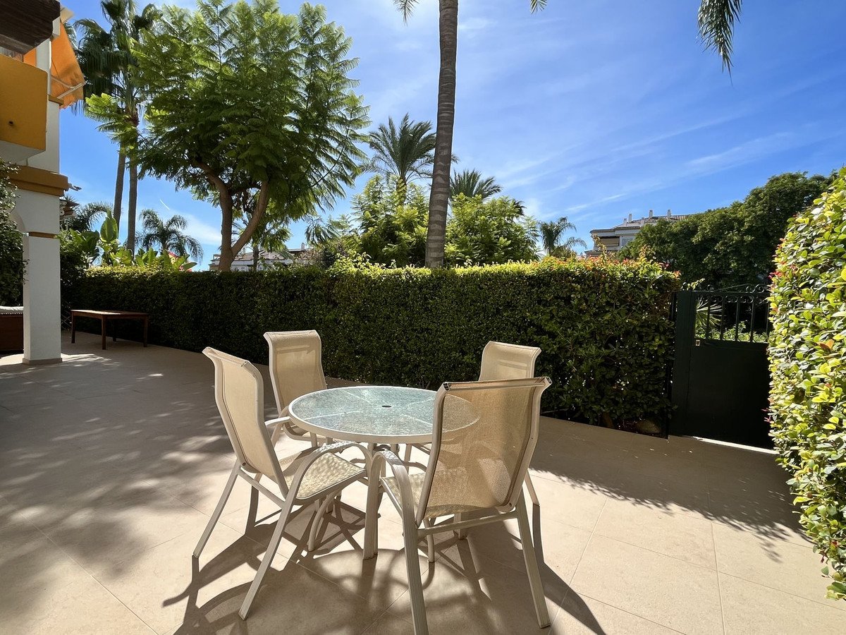 Dzīvoklis Marbella Golden Mile, Malaga, Spānijā 4 istabas, 114 m2 Nr. 55438