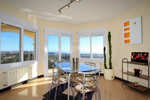 Villa for sale in Calpe, Alicante, Spain 3 bedrooms, 179 sq.m. No. 54460 - photo 7