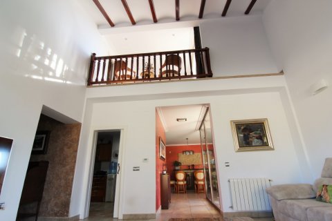 Villa for sale in L'Eliana, Valencia, Spain 5 bedrooms, 412 sq.m. No. 53877 - photo 3