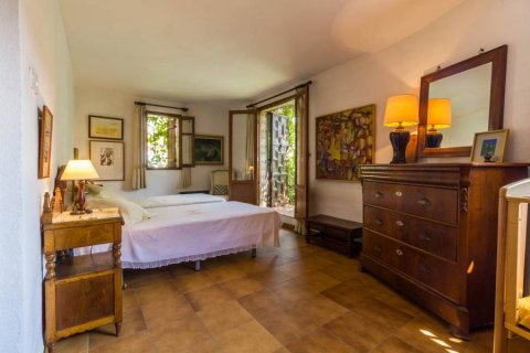 House for sale in Sagunto, Valencia, Spain 6 bedrooms, 435 sq.m. No. 53808 - photo 4