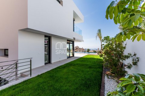 Villa for sale in Finestrat, Alicante, Spain 4 bedrooms, 400 sq.m. No. 53730 - photo 7