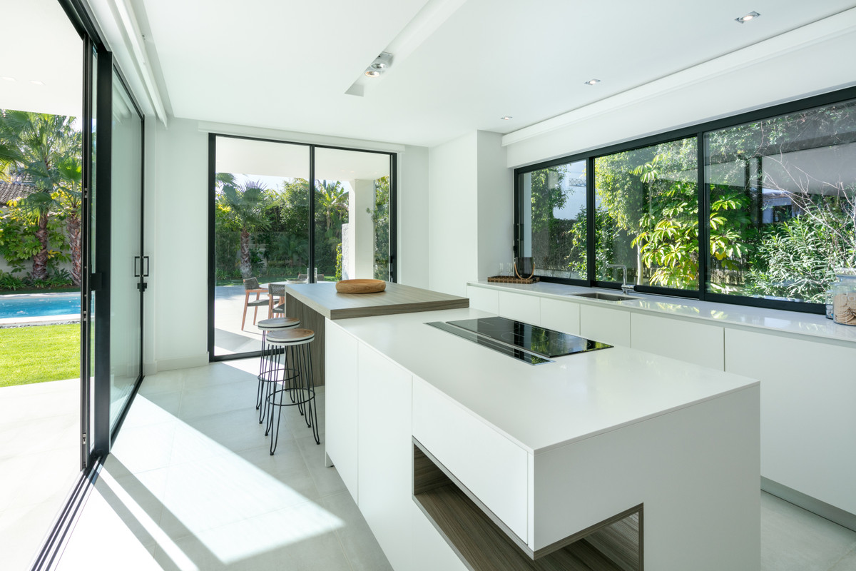 Villa à Guadalmina, Malaga, Espagne 4 chambres, 280 m2 No. 55372
