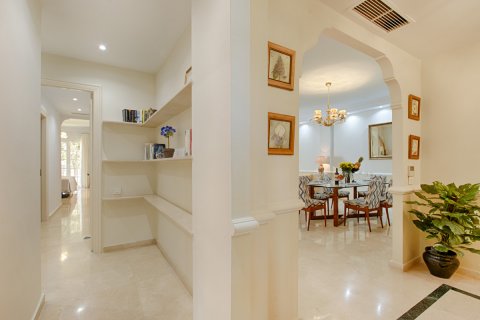 Apartment for sale in Benamara, Malaga, Spain 3 bedrooms, 186 sq.m. No. 55361 - photo 4