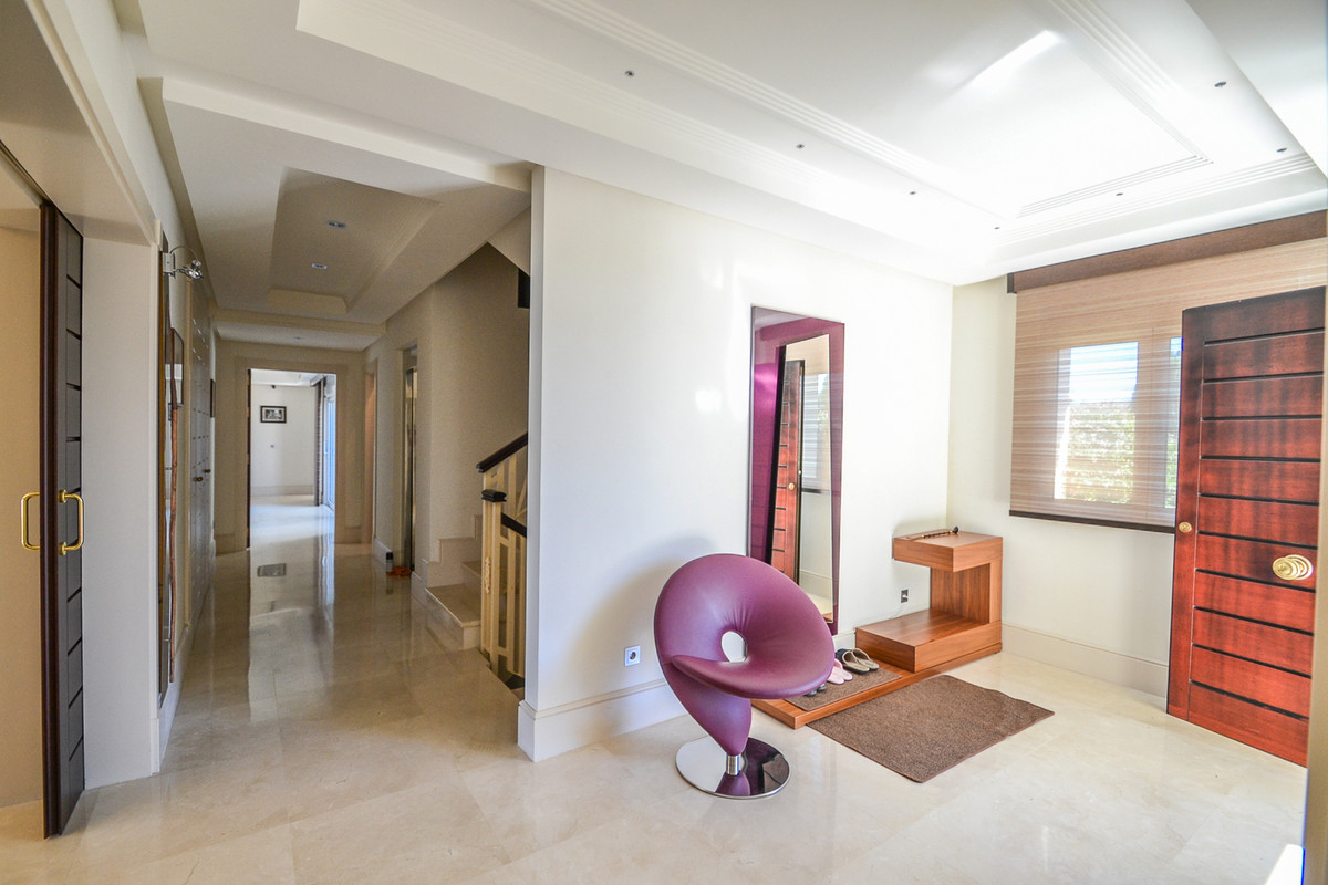 Villa en Los Monteros, Málaga, España 5 dormitorios, 618 m2 No. 55333