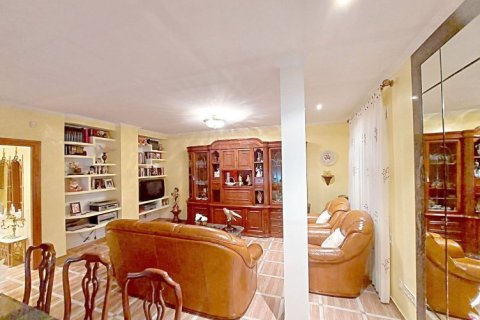 Villa for sale in Valencia, Spain 4 bedrooms, 400 sq.m. No. 53853 - photo 17