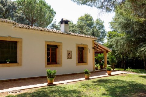 Villa for sale in Gandia, Valencia, Spain 5 bedrooms, 367 sq.m. No. 53922 - photo 10