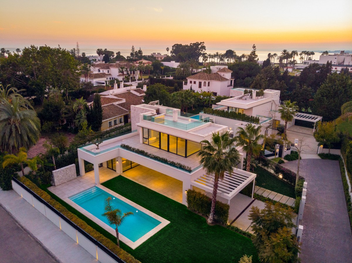 Villa à Guadalmina, Malaga, Espagne 4 chambres, 280 m2 No. 55372
