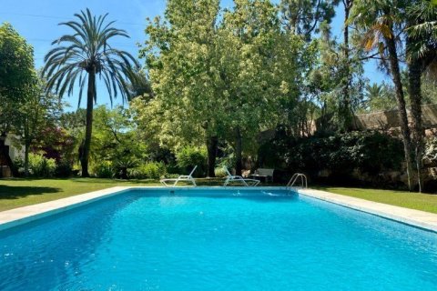 Villa for sale in Rocafort, Valencia, Spain 6 bedrooms, 690 sq.m. No. 53879 - photo 30