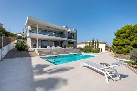 Villa for sale in Nova Santa Ponsa, Mallorca, Spain 4 bedrooms, 363 sq.m. No. 55106 - photo 3