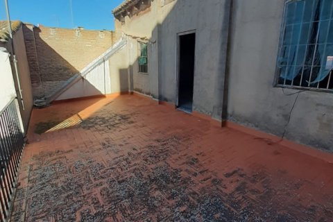 House for sale in Valencia, Spain 4 bedrooms, 300 sq.m. No. 53906 - photo 6