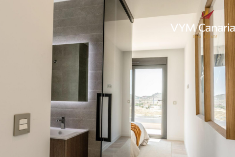 Villa for sale in Finestrat, Alicante, Spain 4 bedrooms,  No. 54994 - photo 10
