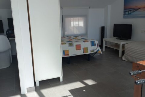 House for sale in Valencia, Spain 4 bedrooms, 270 sq.m. No. 53817 - photo 10