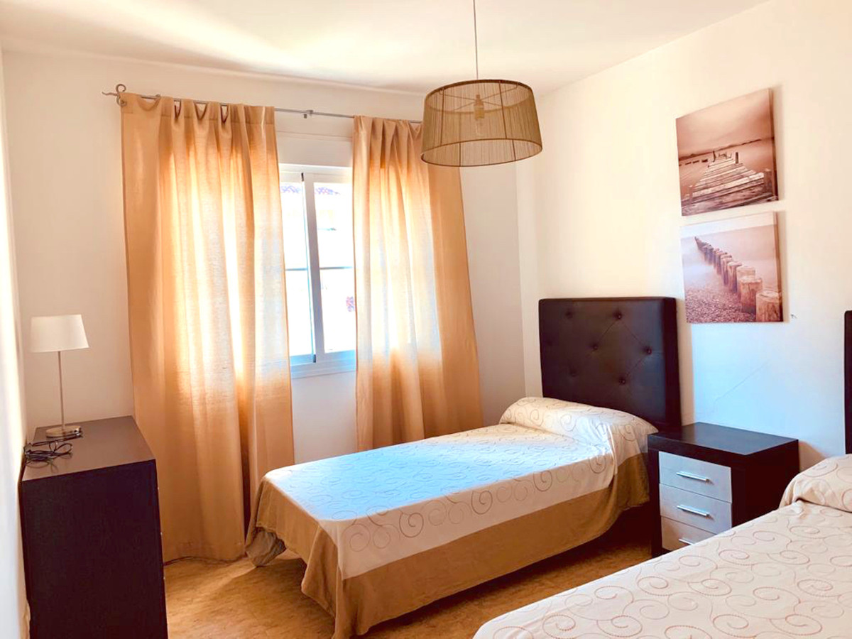 Apartamento en Estepona, Málaga, España 2 dormitorios, 96 m2 No. 55419