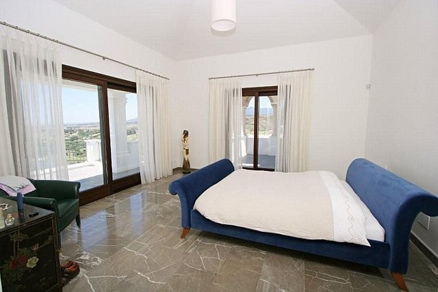 Villa i Marbella, Malaga, Spanien 5 sovrum, 640 kvm. Nr. 55346