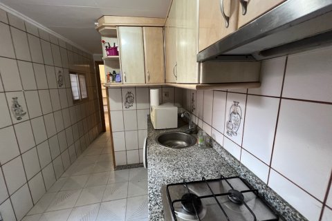 House for sale in Valencia, Spain 4 bedrooms, 150 sq.m. No. 53798 - photo 7