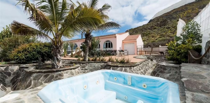 Finca Arucas, Gran Canaria, Spain 6 bedrooms, 380 sq.m. No. 55203