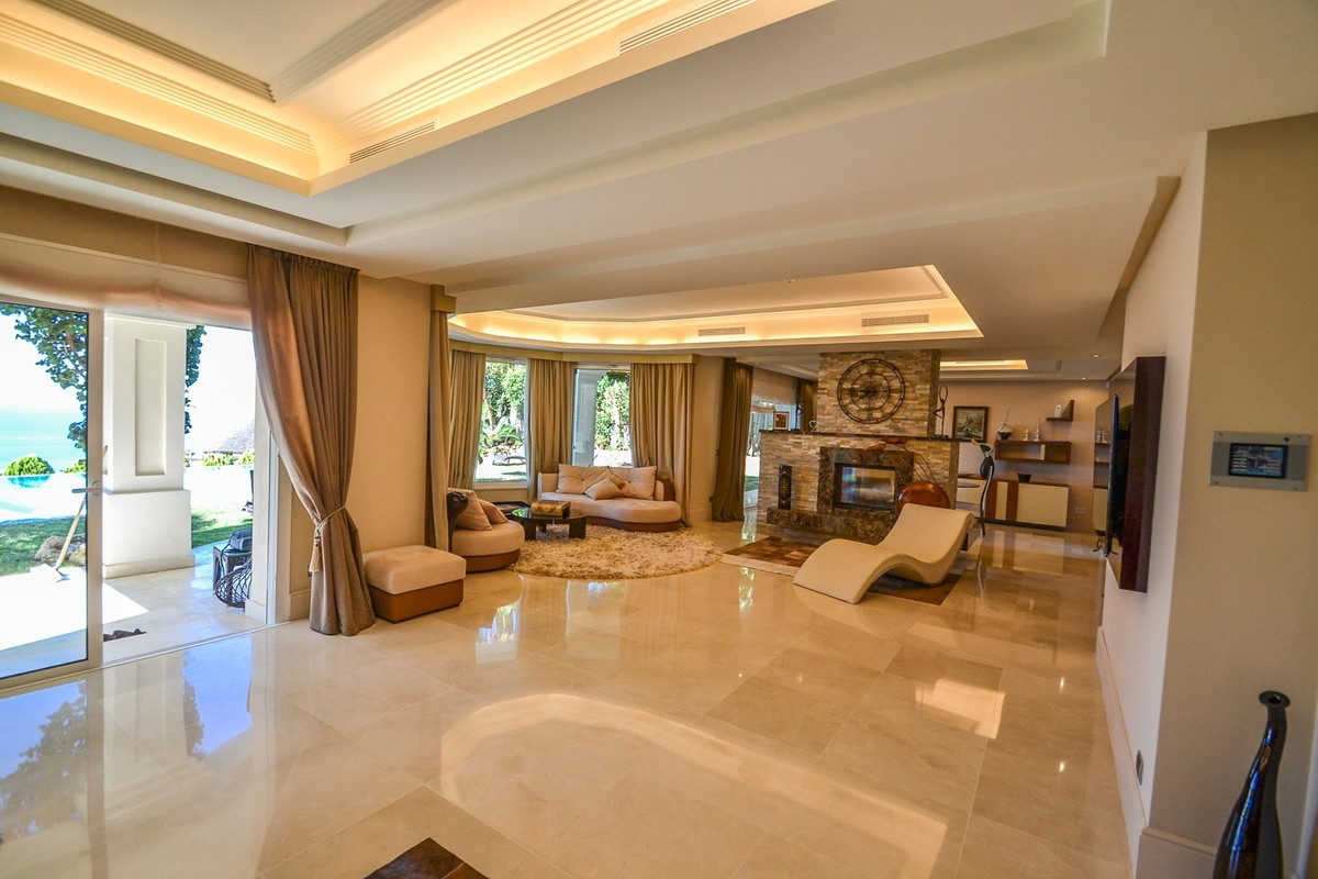 Villa en Los Monteros, Málaga, España 5 dormitorios, 618 m2 No. 55333