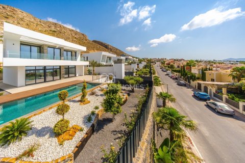Villa for sale in Finestrat, Alicante, Spain 4 bedrooms, 400 sq.m. No. 53730 - photo 1