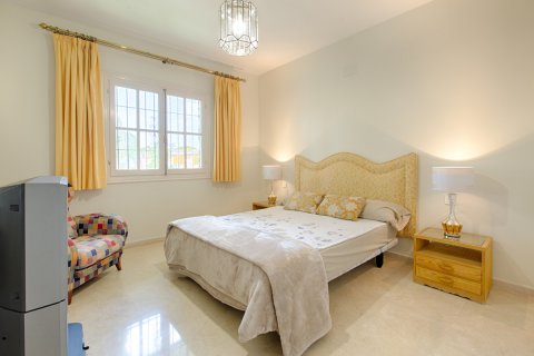 Apartment for sale in Benamara, Malaga, Spain 3 bedrooms, 186 sq.m. No. 55361 - photo 10