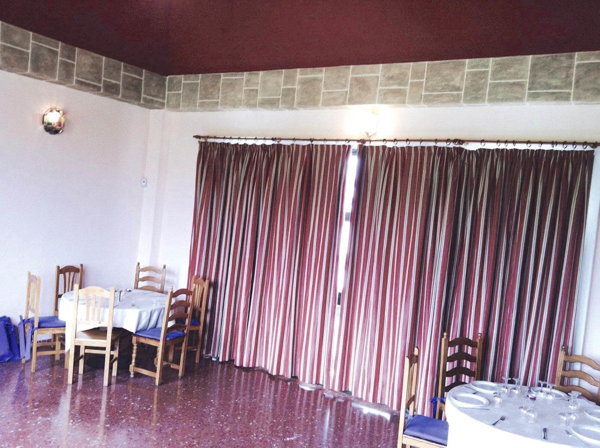 Cafetería / restaurante en Marbella Golden Mile, Málaga, España 175 m2 No. 55353