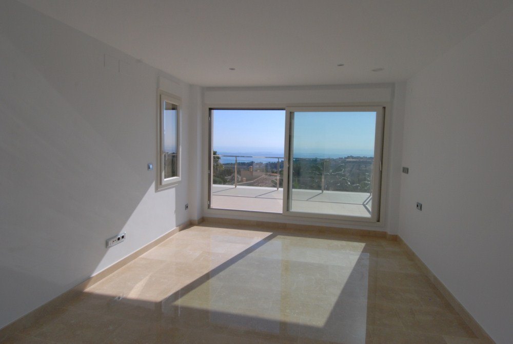 Villa i Moraira, Alicante, Spanien 4 sovrum, 559 kvm. Nr. 54479