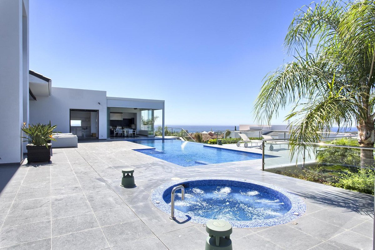 Willa w Marbella, Malaga, Hiszpania 5 sypialni, 610 mkw. nr 55338