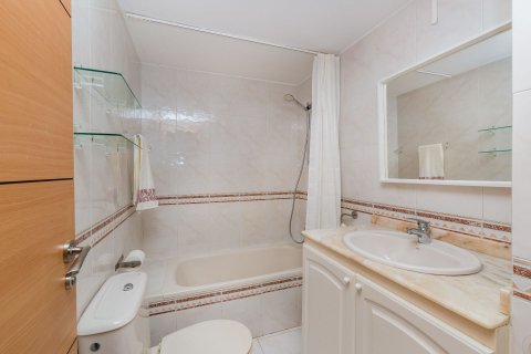 Apartment for sale in Las Palmas De Gran Canaria, Gran Canaria, Spain 2 bedrooms, 72 sq.m. No. 55194 - photo 14