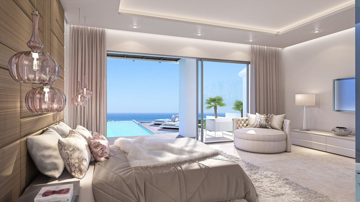 Villa i Estepona, Malaga, Spanien 5 sovrum, 491 kvm. Nr. 55358