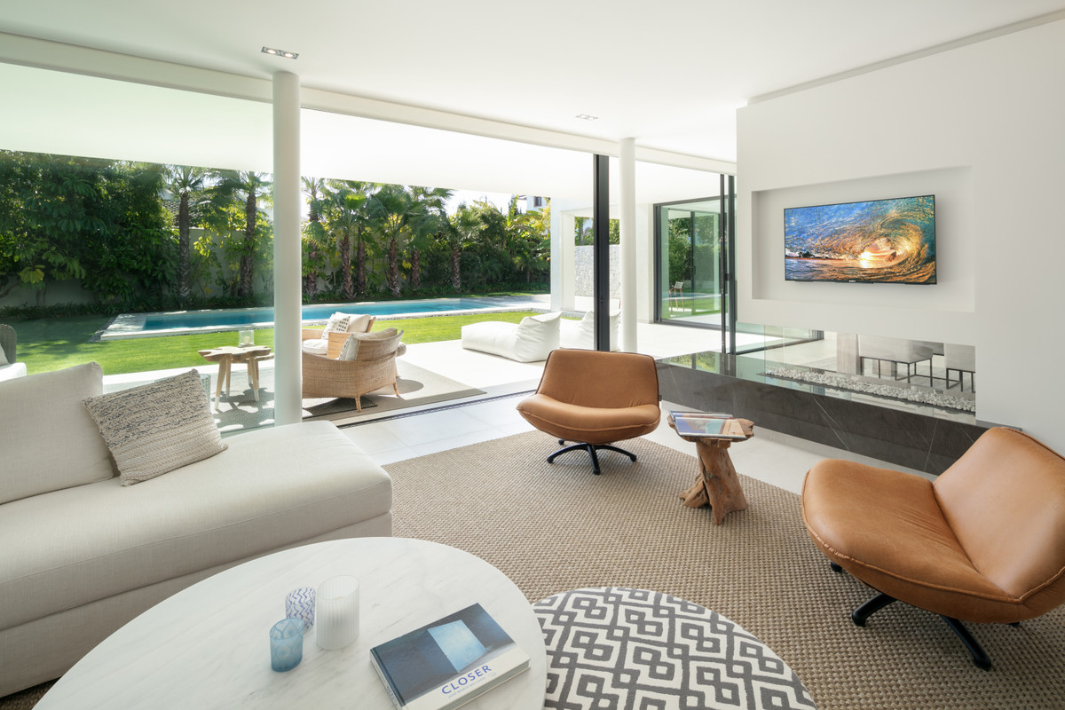 Villa à Guadalmina, Malaga, Espagne 4 chambres, 280 m2 No. 55372