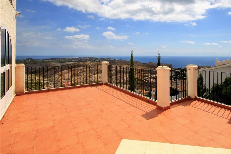 Villa in Benitachell, Alicante, Spain 5 bedrooms, 186 sq.m. No. 54470