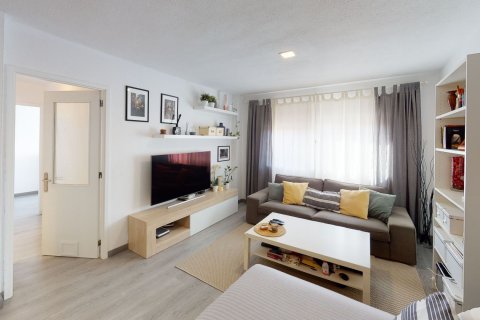Apartment for sale in San Fernando, Gran Canaria, Spain 3 bedrooms, 80 sq.m. No. 55172 - photo 1