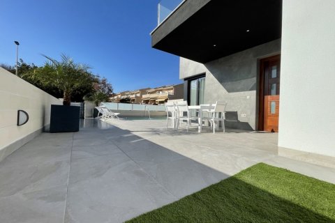 Villa for sale in Los Altos, Alicante, Spain 3 bedrooms, 175 sq.m. No. 56194 - photo 26