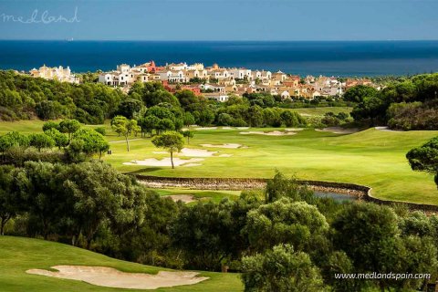 Apartment for sale in Sotogrande, Cadiz, Spain 2 bedrooms, 174 sq.m. No. 56674 - photo 13