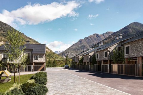 CalMMa Biescas, Huesca, Spain No. 56997 - photo 1