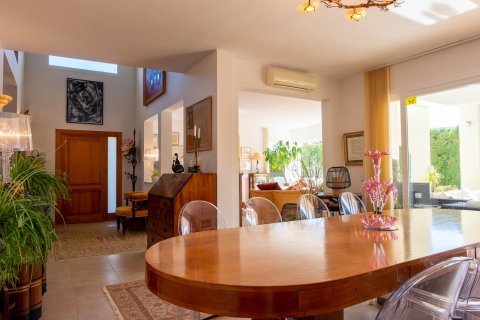 Villa for sale in Altea, Alicante, Spain 3 bedrooms, 351 sq.m. No. 55696 - photo 9