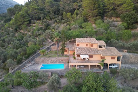 Finca for sale in Valldemosa, Mallorca, Spain 5 bedrooms, 500 sq.m. No. 57031 - photo 1