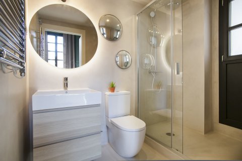 Apartment for sale in Barcelona, Spain 2 bedrooms, 55 sq.m. No. 57355 - photo 27