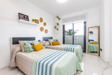 Apartment for sale in Guardamar del Segura, Alicante, Spain 2 bedrooms, 78 sq.m. No. 56264 - photo 20