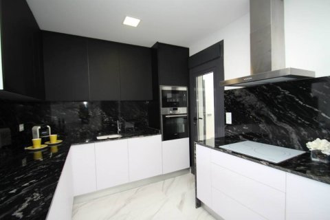 Villa for sale in San Miguel de Salinas, Alicante, Spain 3 bedrooms, 144 sq.m. No. 56221 - photo 5