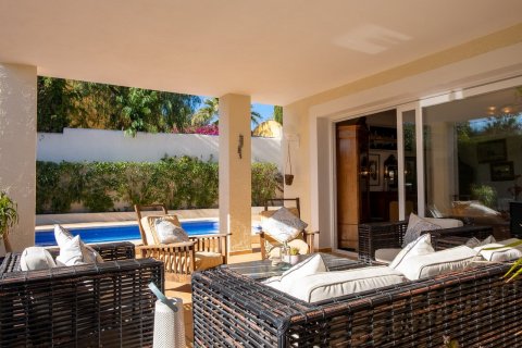 Villa for sale in Altea, Alicante, Spain 3 bedrooms, 351 sq.m. No. 55696 - photo 6